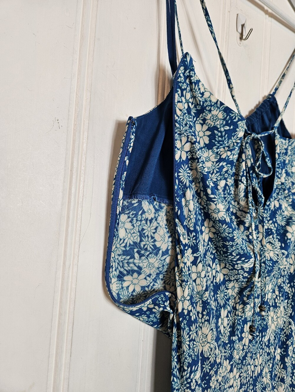 Free People Bon Voyage Midi Dress M Floral Boho Keyhole Smocked Blue Combo - Picture 12 of 15